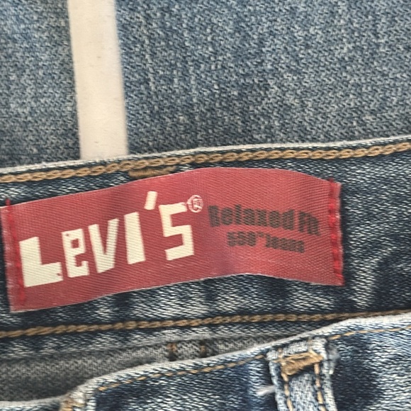 Boys Levi's 550’s Relaxed fit Blue Jeans 12slim - Picture 6 of 8